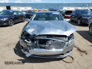 2020 Lincoln MKZ Hybrid Reserve with VIN 3LN6L5LU7LR623127, listed as a Copart auction lot 52403645 with 32,935 mi miles and Salvage title. Bid and sale history available at DreamBid. Image 5.
