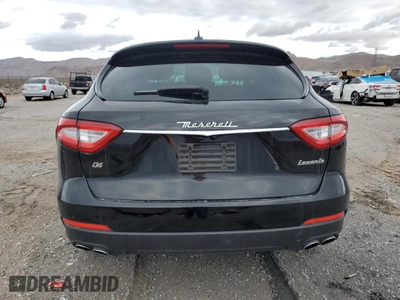 2018 Maserati Levante with VIN ZN661XUA6JX292084, listed as a Copart auction lot 39406264 with 44,039 mi miles. Bid and sale history available at carsss.com. Image 6.