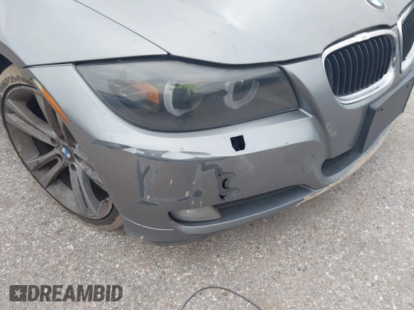 2011 BMW 3 Series 328i xDrive with VIN WBAPK7G55BNN86328, listed as a IAAI auction lot 41221578 with 219,388 mi miles. Bid and sale history available at carsss.com. Image 6.
