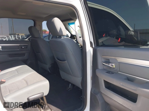 2015 Ram 2500 SLT with VIN 3C6UR5ML3FG674244, listed as a IAAI auction lot 42550144 with 220,481 mi miles and . Bid and sale history available at DreamBid. Image 8.
