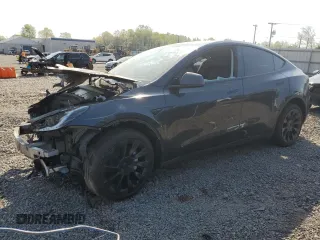 2024 Tesla Model Y with VIN 7SAYGDED3RF160506, listed as a Copart auction lot 53948515 with Not Provided miles and Non Repairable. Bid and sale history available at DreamBid. Image 1.