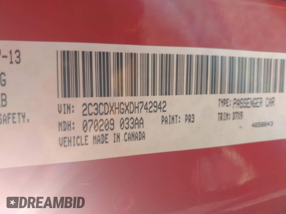 2013 Dodge Charger SXT with VIN 2C3CDXHGXDH742942, listed as a IAAI auction lot 42025564 with 292,681 mi miles. Bid and sale history available at carsss.com. Image 9.