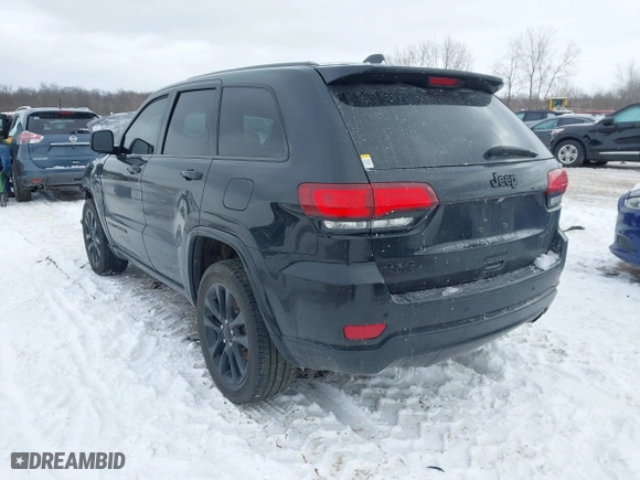 2018 Jeep Grand Cherokee Laredo E with VIN 1C4RJFAG0JC203148, listed as a IAAI auction lot 41614678 with 118,500 mi miles. Bid and sale history available at carsss.com. Image 3.