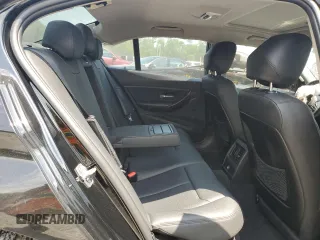 2014 BMW 3 Series 328i xDrive с VIN WBA3B5C50EF599611, выставлен на аукционе Copart как лот 61939875 с пробегом Не указан миль и Списание • Salvage title. История ставок и продаж доступна на DreamBid. Изображение 10.