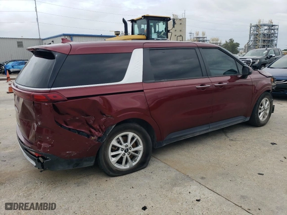 2022 Kia Carnival LXS with VIN KNDNB4H33N6126010, listed as a Copart auction lot 70606774 with 118,721 mi miles and Salvage Title. Bid and sale history available at carsss.com. Image 3.