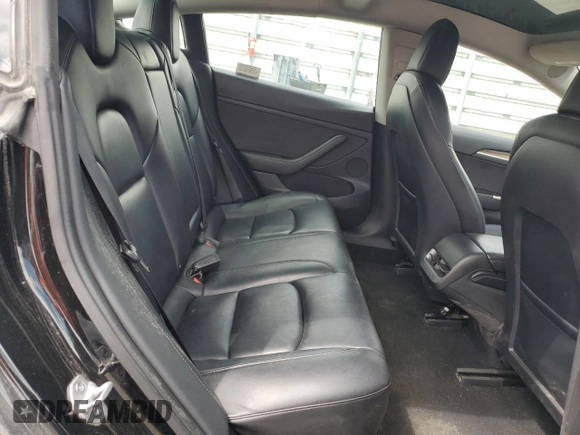 2022 Tesla Model 3 z VIN 5YJ3E1EA1NF286584, wystawiony jako Copart lot #52142755 z przebiegiem 83 340 mil mil oraz Czysty tytuł • Clean title. Historia ofert i sprzedaży dostępna na DreamBid. Obrazek 11.
