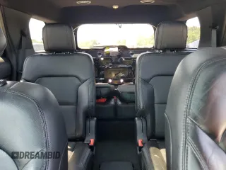 2017 Ford Explorer XLT z VIN 1FM5K7D8XHGA40965, wystawiony jako Copart lot #61990305 z przebiegiem 154 534 mil mil oraz Szkoda całkowita • Salvage title. Historia ofert i sprzedaży dostępna na DreamBid. Obrazek 10.