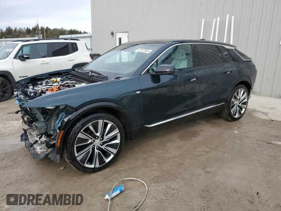 2024 Cadillac LYRIQ Luxury z VIN 1GYKPSRL5RZ113071, wystawiony jako Copart lot #47227525 z przebiegiem 5 386 mil mil oraz Szkoda całkowita • Salvage title. Historia ofert i sprzedaży dostępna na DreamBid. Obrazek 1.