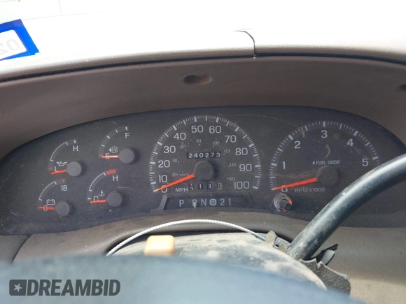 1998 Ford F-150 XL with VIN 1FTRX17LXWNA45807, listed as a IAAI auction lot 42570514 with 240,273 mi miles and . Bid and sale history available at DreamBid. Image 7.