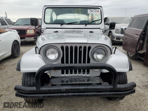 1982 Jeep CJ z VIN 1JCBM85A4CT007872, wystawiony jako Copart lot #75417314 z przebiegiem 124 375 mil mil oraz Szkoda całkowita • Salvage title. Historia ofert i sprzedaży dostępna na DreamBid. Obrazek 5.