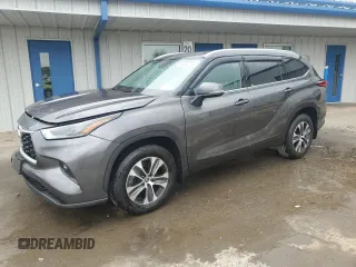 2022 Toyota Highlander XLE with VIN 5TDGZRBH0NS225745, listed as a Copart auction lot 64306775 with 54,907 mi miles and Salvage title. Bid and sale history available at DreamBid. Image 1.