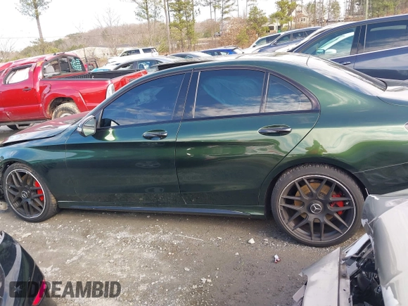 2017 Mercedes-Benz C 43 AMG with VIN 55SWF6EB4HU192072, listed as a IAAI auction lot 41589470 with 79,263 mi miles and . Bid and sale history available at DreamBid. Image 14.