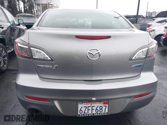2013 Mazda 3 i Touring z VIN JM1BL1VP9D1776008, wystawiony jako IAAI lot #42185317 z przebiegiem 174 085 mil mil oraz . Historia ofert i sprzedaży dostępna na DreamBid. Obrazek 12.