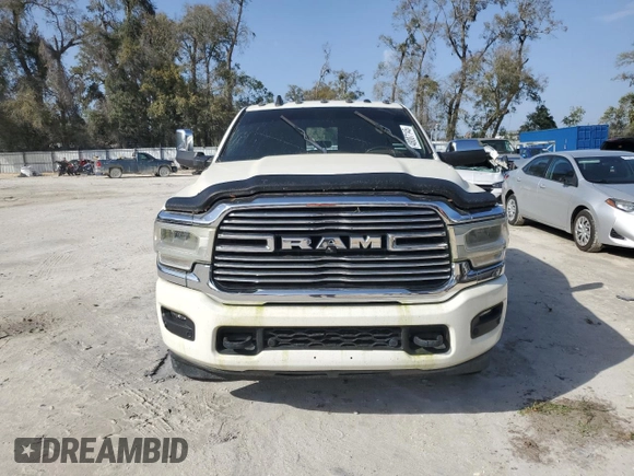2020 Ram 3500 Laramie with VIN 3C63RRJL9LG233088, listed as a Copart auction lot 48007145 with 228,234 mi miles and Salvage Title. Bid and sale history available at carsss.com. Image 5.