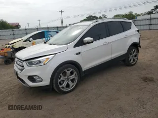 2019 Ford Escape Titanium с VIN 1FMCU0J91KUB19987, выставлен на аукционе Copart как лот 53946025 с пробегом 90 092 миль миль и Списание • Salvage title. История ставок и продаж доступна на DreamBid. Изображение 1.