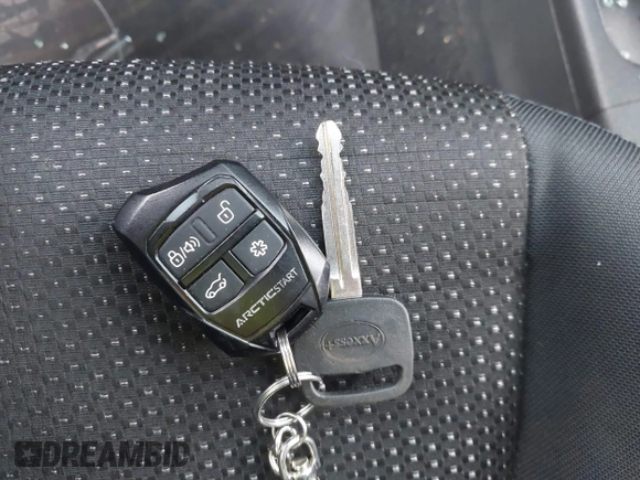 2009 Pontiac Vibe 1SA с VIN 5Y2SP67899Z449012, выставлен на аукционе IAAI как лот 42243359 с пробегом 144 456 миль миль и . История ставок и продаж доступна на DreamBid. Изображение 11.