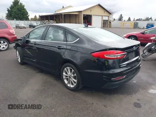 2019 Ford Fusion SE with VIN 3FA6P0HD8KR179507, listed as a IAAI auction lot 41701833 with 54,632 mi miles. Bid and sale history available at carsss.com. Image 3.