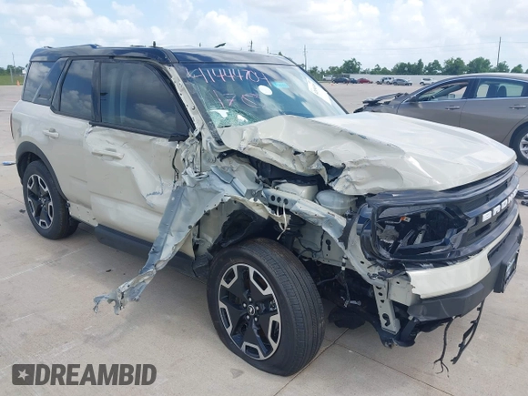 2024 Ford Bronco Sport Outer Banks with VIN 3FMCR9C61RRF50842, listed as a IAAI auction lot 42496366 with 2,662 mi miles and . Bid and sale history available at DreamBid. Image 6.