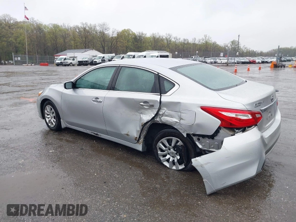 2016 Nissan Altima S with VIN 1N4AL3AP7GN350673, listed as a IAAI auction lot 41967958 with 132,352 mi miles and . Bid and sale history available at carsss.com. Image 3.