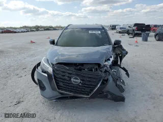 2023 Nissan Kicks SR with VIN 3N1CP5DV3PL568738, listed as a Copart auction lot 44018645 with 8,080 mi miles and Non Repairable. Bid and sale history available at carsss.com. Image 5.