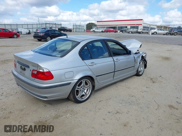2000 BMW 3 Series 323i with VIN WBAAM3348YFP79534, listed as a IAAI auction lot 40734827 with 185,943 mi miles and . Bid and sale history available at DreamBid. Image 4.