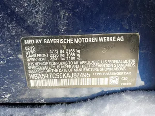 2019 BMW 3 Series 330i xDrive with VIN WBA5R7C59KAJ82495, listed as a IAAI auction lot 41597332 with 79,192 mi miles. Bid and sale history available at carsss.com. Image 9.