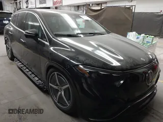 2023 Mercedes-Benz EQS 580 z VIN 4JGDM4EBXPA021395, wystawiony jako IAAI lot #41146798 z przebiegiem 5 698 mil mil oraz . Historia ofert i sprzedaży dostępna na DreamBid. Obrazek 1.