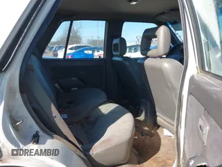 1997 Isuzu Rodeo z VIN 4S2CK58V2V4300048, wystawiony jako IAAI lot #41446738 z przebiegiem 195 609 mil mil oraz . Historia ofert i sprzedaży dostępna na DreamBid. Obrazek 8.