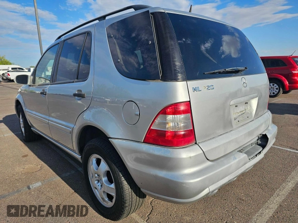 2002 Mercedes-Benz M-Class with VIN 4JGAB54EX2A347717, listed as a Copart auction lot 77914574 with 250,155 mi miles and Clean Title. Bid and sale history available at carsss.com. Image 3.