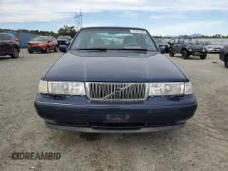 1995 Volvo 960 z VIN YV1KS9610S1055241, wystawiony jako Copart lot #77401364 z przebiegiem 129 926 mil mil oraz Tytuł czysty. Historia ofert i sprzedaży dostępna na DreamBid. Obrazek 5.