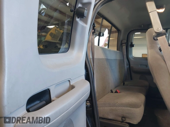 1999 Ford F-150 с VIN 1FTRX18W7XKB53507, выставлен на аукционе IAAI как лот 42124861 с пробегом Не указан миль и . История ставок и продаж доступна на DreamBid. Изображение 8.