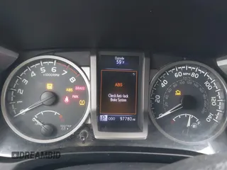 2017 Toyota Tacoma SR5 with VIN 5TFAZ5CN2HX040954, listed as a IAAI auction lot 41733137 with 97,780 mi miles and . Bid and sale history available at DreamBid. Image 7.