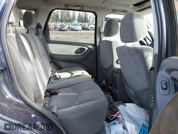2004 Mazda Tribute LX with VIN 4F2CZ94114KM12271, listed as a IAAI auction lot 41955165 with Not Provided miles and . Bid and sale history available at carsss.com. Image 8.