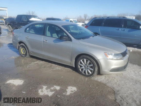 2013 Volkswagen Jetta Sedan S with VIN 3VW2K7AJ3DM246897, listed as a Copart auction lot 89056765 with 184,902 mi miles and Clean Title. Bid and sale history available at carsss.com. Image 4.