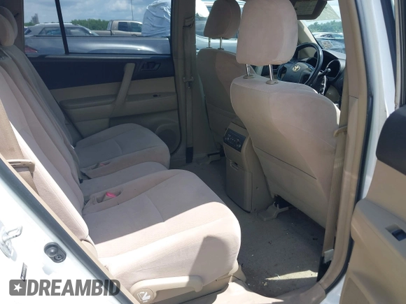 2008 Toyota Highlander z VIN JTEDS41A782067622, wystawiony jako IAAI lot #42287779 z przebiegiem 253 583 mil mil oraz . Historia ofert i sprzedaży dostępna na DreamBid. Obrazek 8.