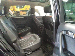 2014 Audi Q7 Premium Plus z VIN WA1LMAFE3ED013667, wystawiony jako IAAI lot #40940362 z przebiegiem 111 599 mil mil oraz . Historia ofert i sprzedaży dostępna na DreamBid. Obrazek 8.