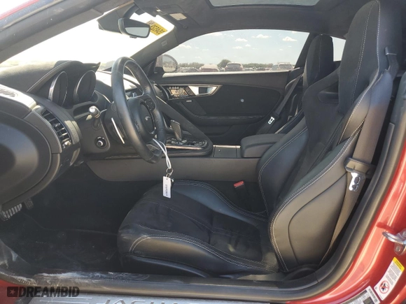 2016 Jaguar F-TYPE R with VIN SAJWJ6DL6GMK24246, listed as a Copart auction lot 77858654 with 31,389 mi miles and Clean Title. Bid and sale history available at carsss.com. Image 7.
