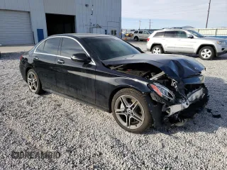 2019 Mercedes-Benz C 300 with VIN 55SWF8DB5KU322252, listed as a Copart auction lot 46503745 with 49,375 mi miles and Salvage Title. Bid and sale history available at DreamBid. Image 4.