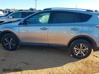 2016 Toyota RAV4 XLE with VIN 2T3WFREV0GW282440, listed as a IAAI auction lot 41293586 with 71,723 mi miles. Bid and sale history available at carsss.com. Image 14.