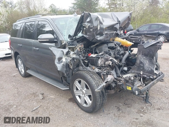 2018 Ford Expedition XLT z VIN 1FMJU1JTXJEA48029, wystawiony jako IAAI lot #41786096 z przebiegiem Nie podano mil oraz . Historia ofert i sprzedaży dostępna na DreamBid. Obrazek 1.