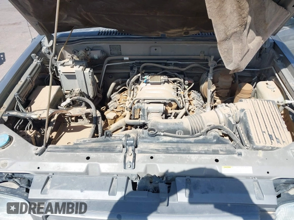 2001 Isuzu Trooper S with VIN JACDS58X717J02087, listed as a IAAI auction lot 41995938 with 206,818 mi miles and . Bid and sale history available at DreamBid. Image 10.