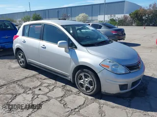 2012 Nissan Versa S with VIN 3N1BC1CP2CK198076, listed as a IAAI auction lot 41887549 with 197,041 mi miles. Bid and sale history available at carsss.com. Image 1.