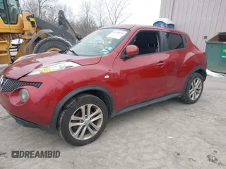 2012 Nissan Juke SV with VIN JN8AF5MVXCT118845, listed as a IAAI auction lot 41525975 with 194,121 mi miles. Bid and sale history available at carsss.com. Image 2.