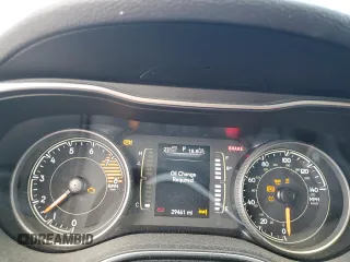2022 Jeep Cherokee X with VIN 1C4PJMCX1ND526360, listed as a Copart auction lot 65071985 with 29,461 mi miles and Salvage title. Bid and sale history available at DreamBid. Image 9.