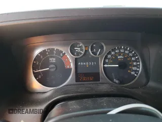 2006 Hummer H3 z VIN 5GTDN136568227096, wystawiony jako Copart lot #56709225 z przebiegiem 230 332 mil mil oraz Szkoda całkowita • Salvage title. Historia ofert i sprzedaży dostępna na DreamBid. Obrazek 9.