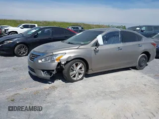 2015 Nissan Altima SL with VIN 1N4AL3AP9FN405848, listed as a IAAI auction lot 41304427 with 173,121 mi miles and . Bid and sale history available at DreamBid. Image 2.