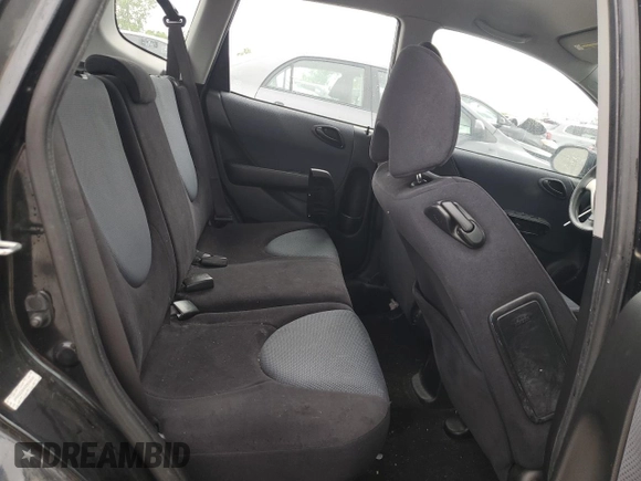 2008 Honda Fit with VIN JHMGD384X8S068090, listed as a Copart auction lot 61133985 with 177,729 mi miles and Clean title. Bid and sale history available at DreamBid. Image 10.