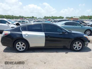 2009 Nissan Altima SL with VIN 1N4AL21E59N549166, listed as a IAAI auction lot 42464028 with 170,253 mi miles and . Bid and sale history available at DreamBid. Image 13.