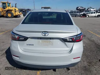 2019 Toyota Yaris L с VIN 3MYDLBYVXKY515604, выставлен на аукционе IAAI как лот 41693398 с пробегом 81 797 миль миль и . История ставок и продаж доступна на DreamBid. Изображение 16.