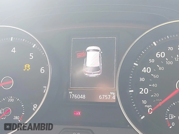 2016 Volkswagen Golf GTI SE with VIN 3VW5T7AU6GM036738, listed as a IAAI auction lot 41404994 with 176,048 mi miles. Bid and sale history available at carsss.com. Image 15.